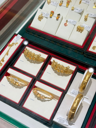 BONG JEWELS Gold Jewellery - SARADISE