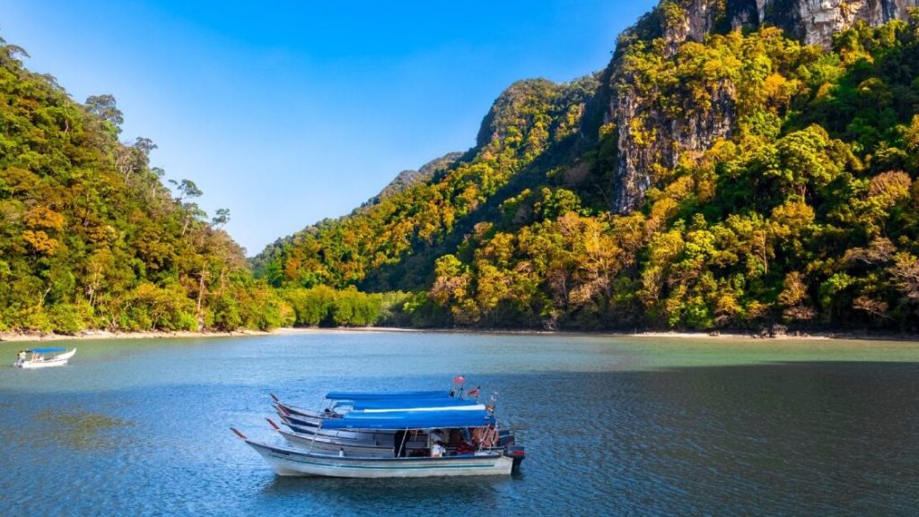 Meneroka Keindahan Poh Kong di Langkawi, Malaysia: Panduan Lengkap 1 meneroka keindahan poh kong di langkawi malaysia panduan lengkap